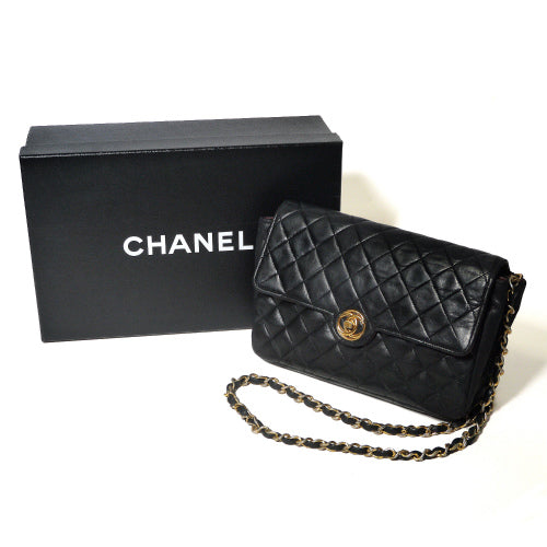 OLD CHANEL　マトラッセ　チェーンバッグ（黒）