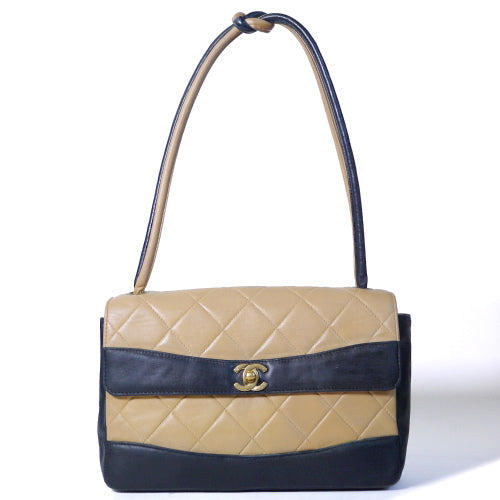 OLD CHANEL　マトラッセショルダー（バイカラー）