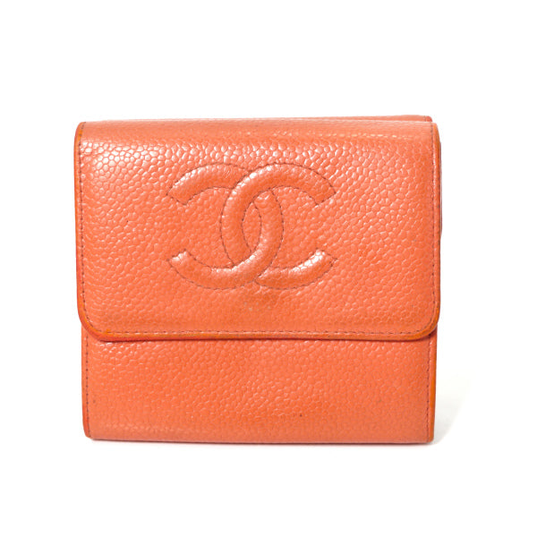 CHANEL　2つ折れWホック財布キャビアスキン（サーモンピンク）