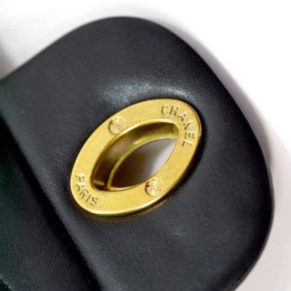 OLD CHANEL ラージ マトラッセチェーンショルダー（34サイズ/黒）