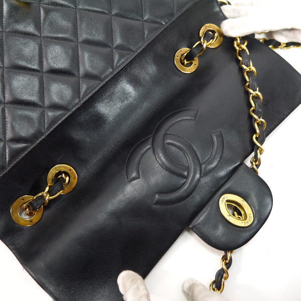OLD CHANEL ラージ マトラッセチェーンショルダー（34サイズ/黒）