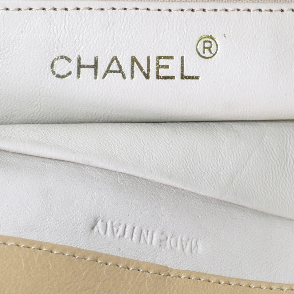 OLD CHANEL　ボタン細工 チェーンミニショルダー（ベージュ）