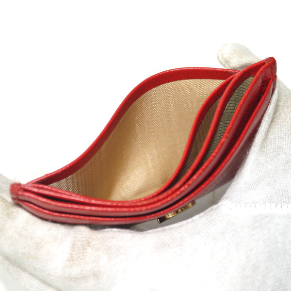 CHANEL ココボタンカードケース（赤）