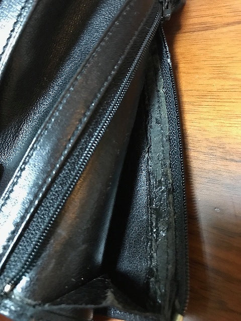 OLD CHANEL  ミニココマーク マトラッセ折り財布（黒）