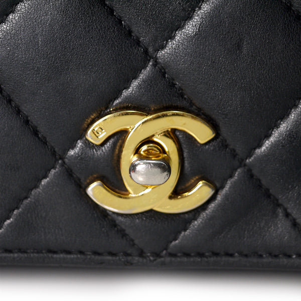 OLD CHANEL ラムスキンマトラッセ ココマークショルダー（黒）