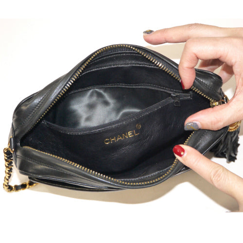 OLD CHANEL　フリンジ付マトラッセ・チェーンショルダー（黒）