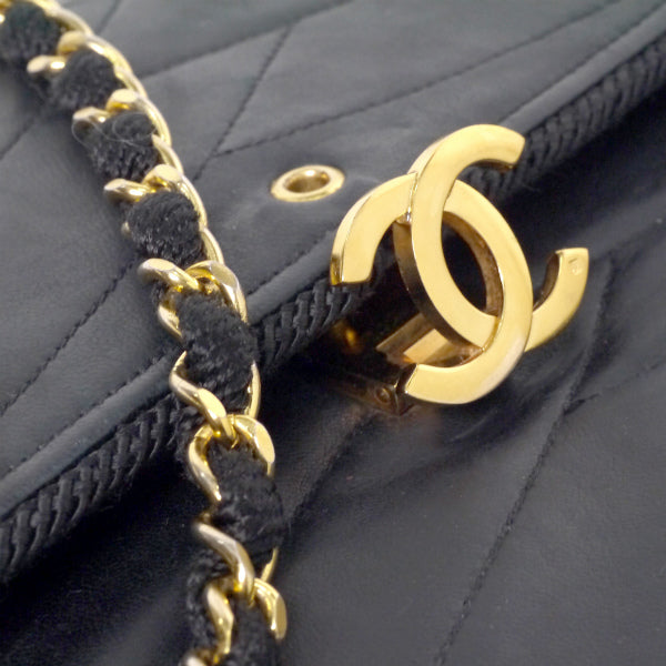 OLD CHANEL 波型ステッチ Wチェーンバッグ（黒/ラムスキン）