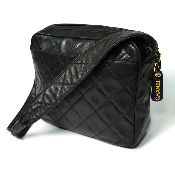 OLD CHANEL　マトラッセ スクエアワンショルダー（黒/ラムスキン）