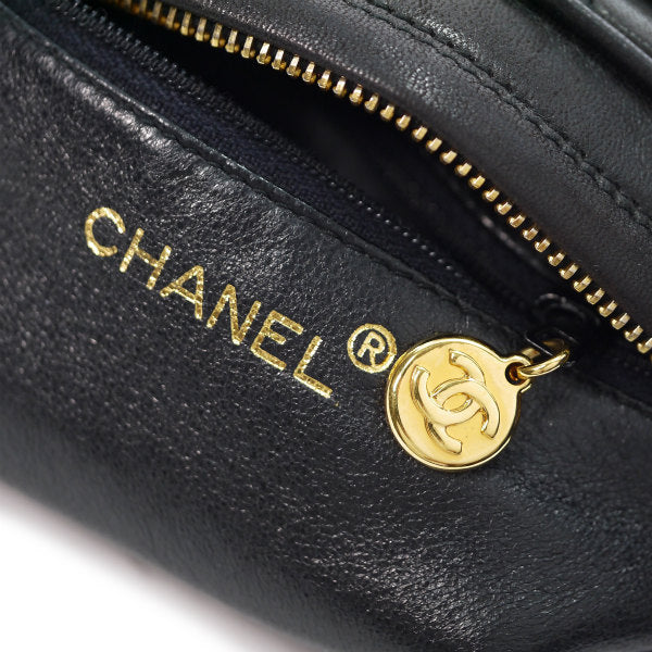 OLD CHANEL　マトラッセ スクエアワンショルダー（黒/ラムスキン）