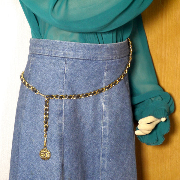 OLD CHANEL　ココマーク チェーンベルトネックレス(黒)
