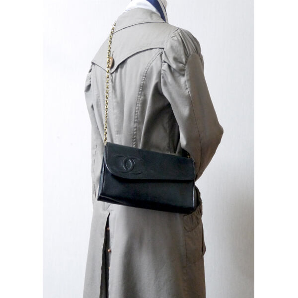 OLD CHANEL　ココマークステッチ 斜めフラップチェーンバッグ（黒）