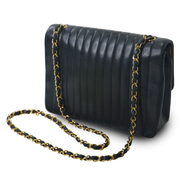 OLD CHANEL マドモアゼルステッチ チェーンバッグ（黒）