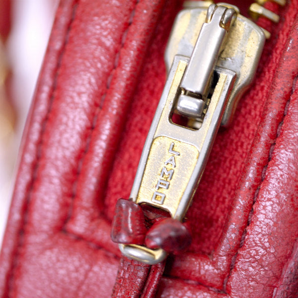 OLD CHANEL マトラッセ 外ポケットWチェーンバッグ（赤）