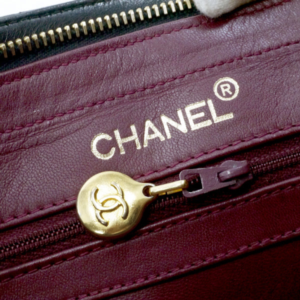 OLD CHANEL マトラッセ 外ポケットWチェーンバッグ（黒）