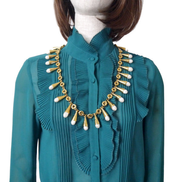 OLD CHANEL　パールモチーフ チェーンベルトネックレス（ゴールド）