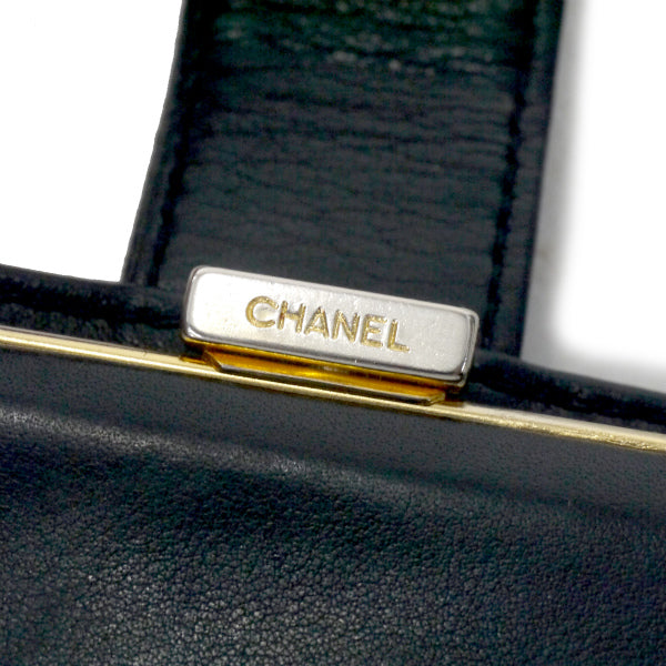 OLD CHANEL　ココステッチがま口折財布（黒/キャビアスキン）
