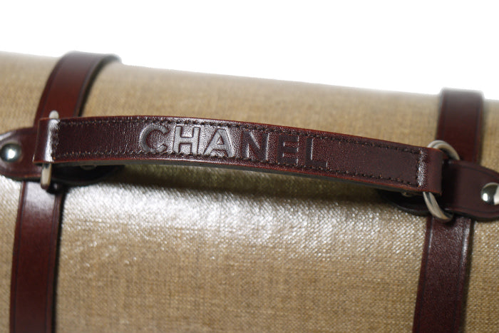 CHANEL 筒型バニティバッグ