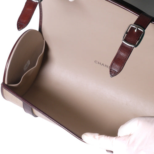 CHANEL 筒型バニティバッグ