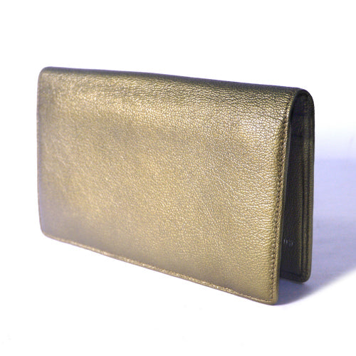 CHANEL メタリックゴールド　長財布 CHANEL 本革 シャンパンゴールド長財布 – Vintage Shop Rococo