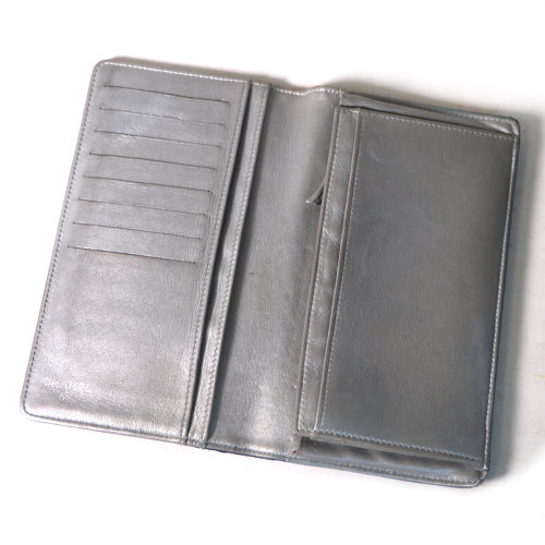 CHANEL 　カメリア長財布（青）