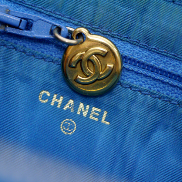 OLD CHANEL　ココステッチ ラウンドジップがま口長財布（青/キャビアスキン）