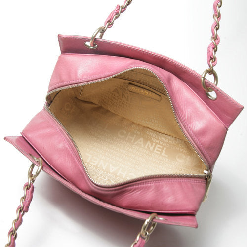 CHANEL　チョコバーチェーンショルダー（ピンク）