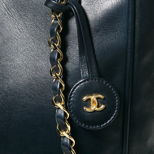OLD CHANEL チェーントートバッグ（紺）