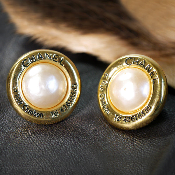 OLD CHANEL　イヤリング（大　パール）
