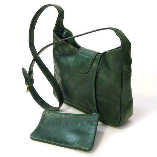 OLD CHANEL　マトラッセ バケツ型ポシェット（緑）