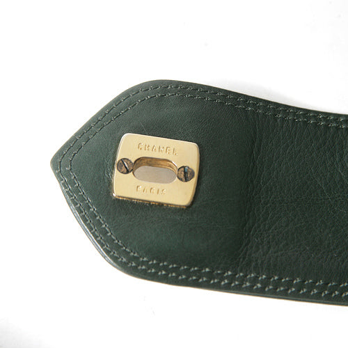 OLD CHANEL　マトラッセ バケツ型ポシェット（緑）