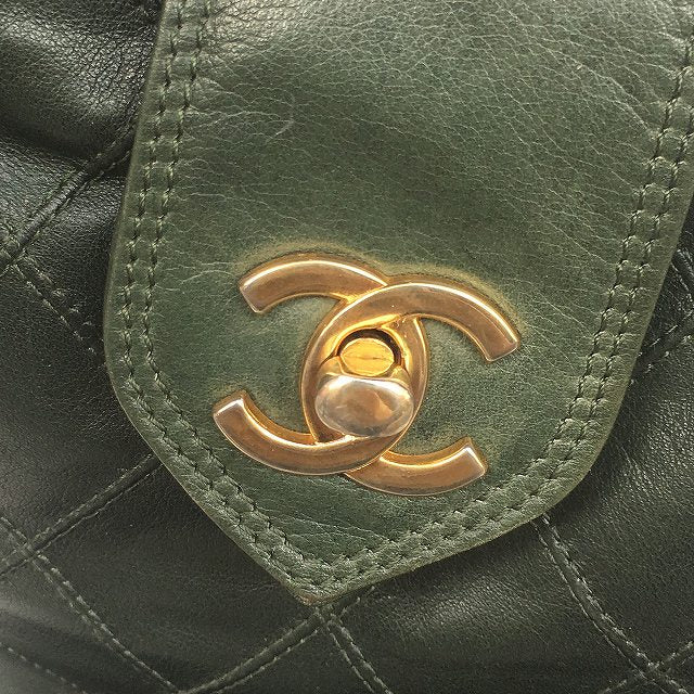 OLD CHANEL　マトラッセ バケツ型ポシェット（緑）
