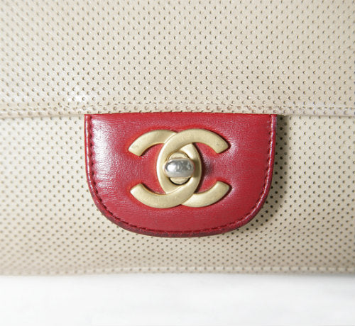 OLD CHANEL パイピングキルトショルダー（赤/ベージュコンビ）