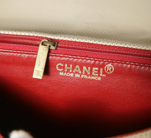 OLD CHANEL パイピングキルトショルダー（赤/ベージュコンビ）