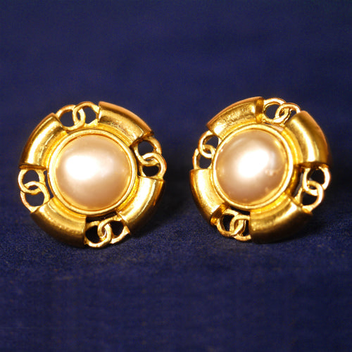 OLD CHANEL イヤリング（ゴールド・大ココ）