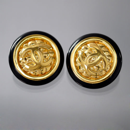 OLD CHANEL マトラッセイヤリング(ゴールド)