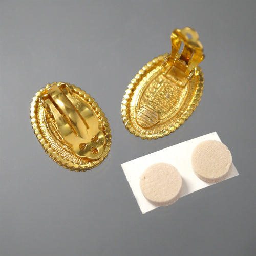 OLD CHANEL 楕円形ココマーク イヤリング