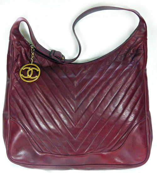 OLD CHANEL ボルドー大型ショルダー