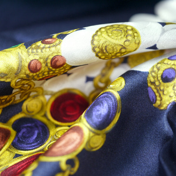 CHANEL　シルク大判スカーフ ジュエリー柄（ネイビー系）