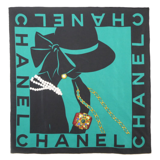 OLD CHANEL　マドモアゼル シルク大判スカーフ（緑系）