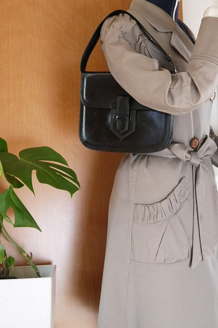 YVES SAINT LAURENT ２Wayショルダー(黒）