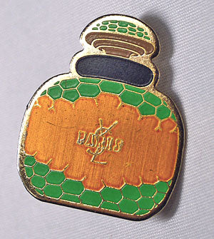 YVES SAINT LAURENT ピンバッチ