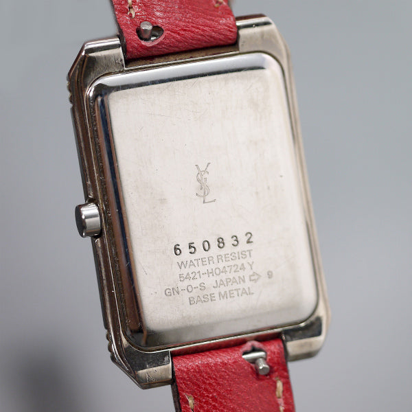 YVES SAINT LAURENT 赤バンド スクエアウォッチ