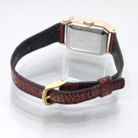 YVES SAINT LAURENT レザーロゴスクエアフェイスウォッチ（赤茶）