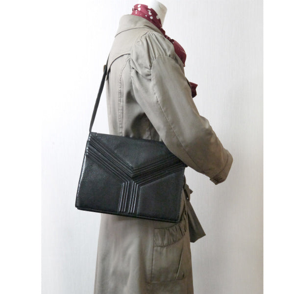 YVES SAINT LAURENT Yライン型押しリザードショルダー(黒）