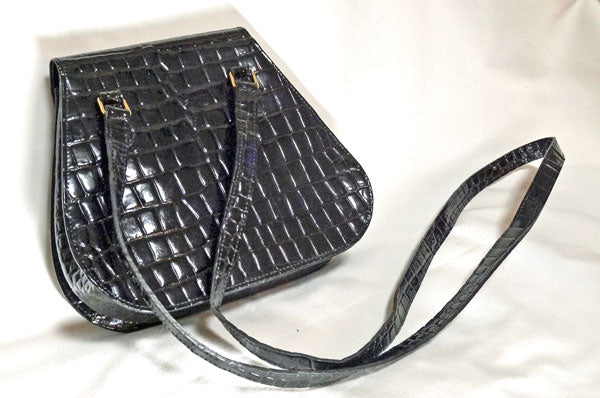 YVES SAINT LAURENT 黒クロコ型押しショルダー