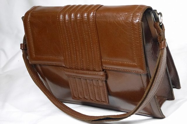 YVES SAINT LAURENT ２Wayショルダー(茶)