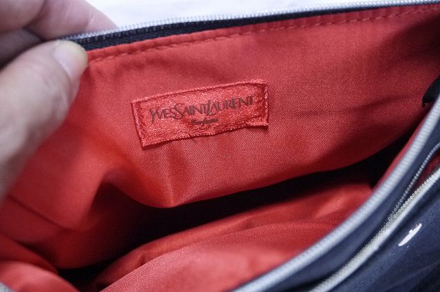 YVES SAINT LAURENT キャンディボストン（赤）