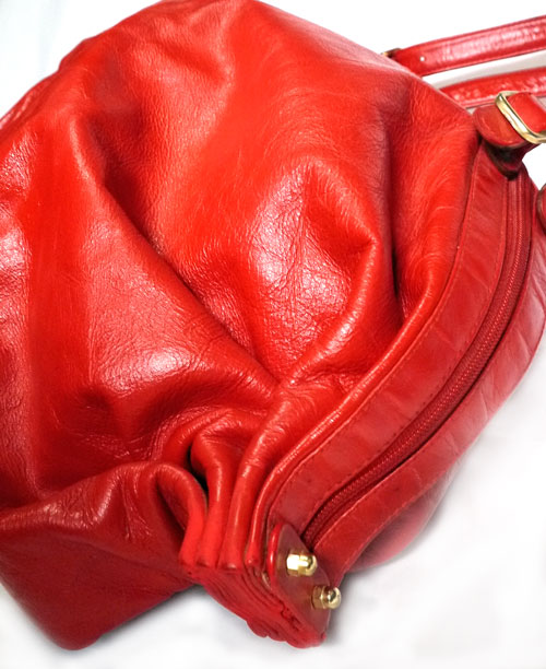 YVES SAINT LAURENT キャンディボストン（赤）