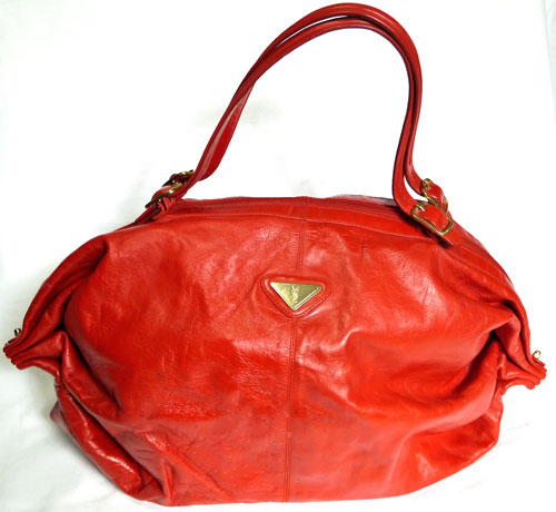 YVES SAINT LAURENT キャンディボストン（赤）