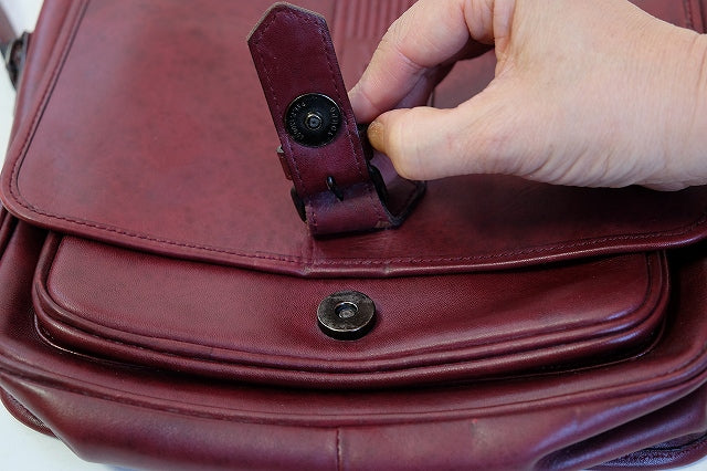 YVES SAINT LAURENT<訳あり> ロゴショルダー (ボルドー)